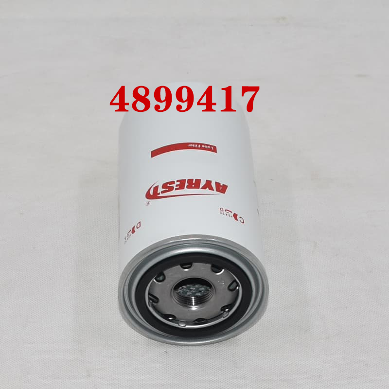 Cummins replacement oil filter 4899417 with detailed view